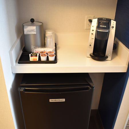 Holiday Inn Express & Suites - Boston South - Randolph By Ihg מראה חיצוני תמונה