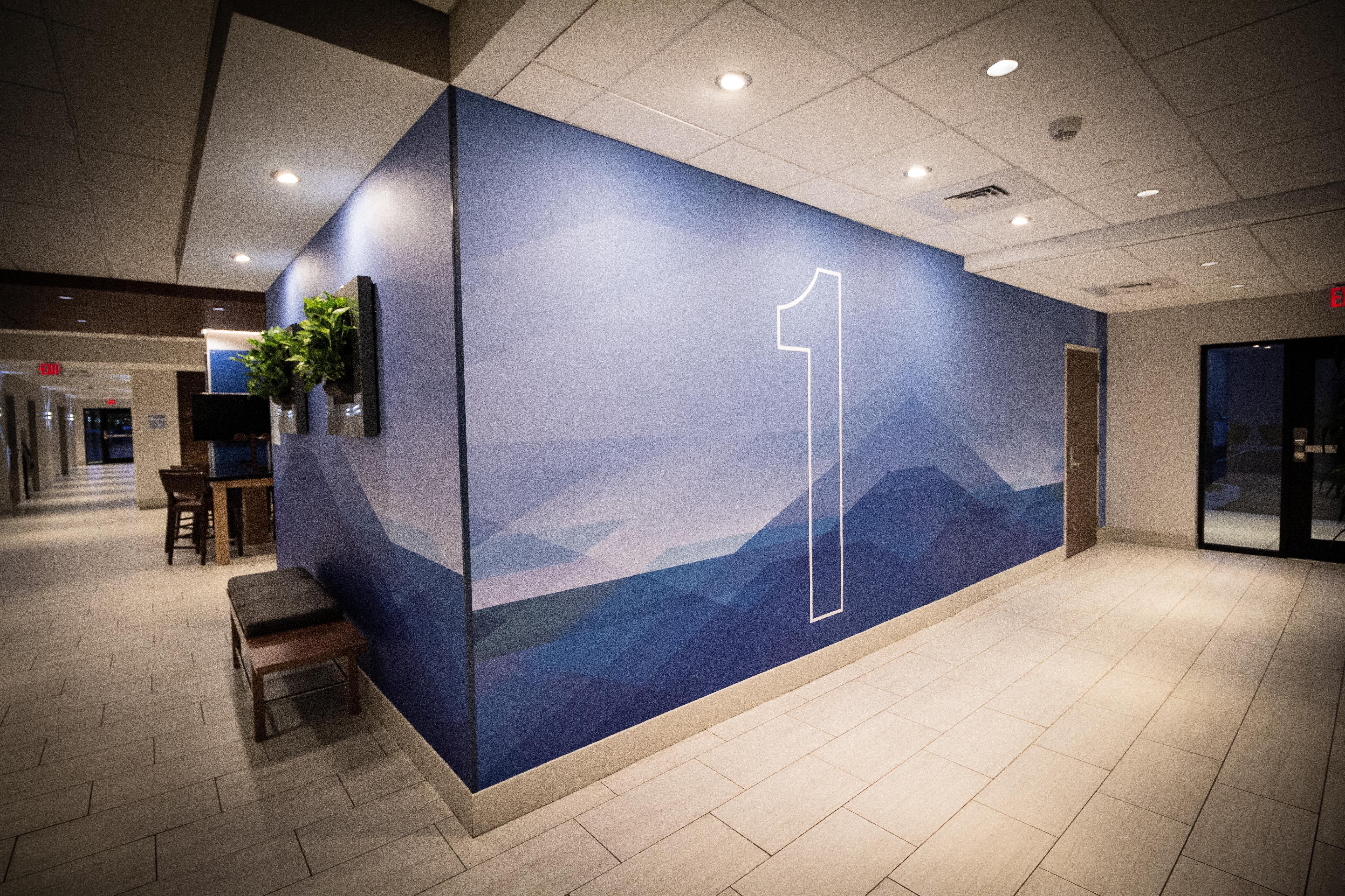 Holiday Inn Express & Suites - Boston South - Randolph By Ihg מראה חיצוני תמונה